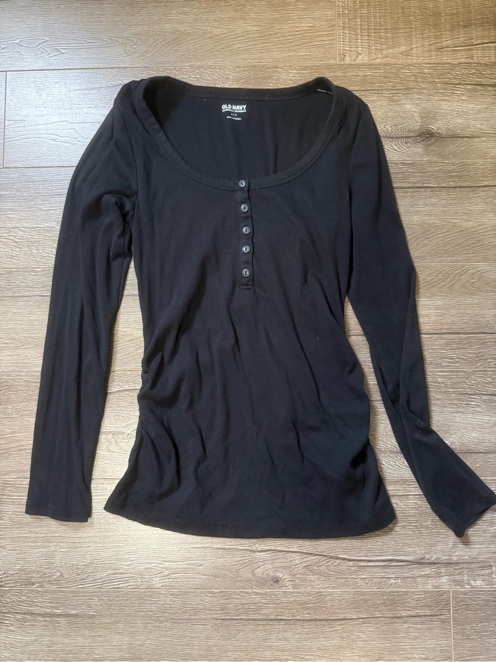 Old Navy Maternity  Long-Sleeve Henley Top